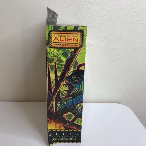 NIB Alien XENOMORPH DRONE Action Figure 7 In Collectable Fully Posable Alien Toy - Picture 6 of 8